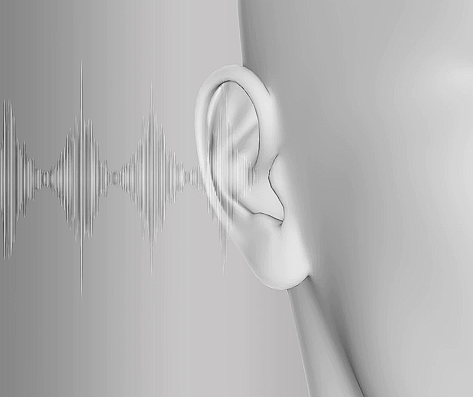 Различие между слушанием и слушанием