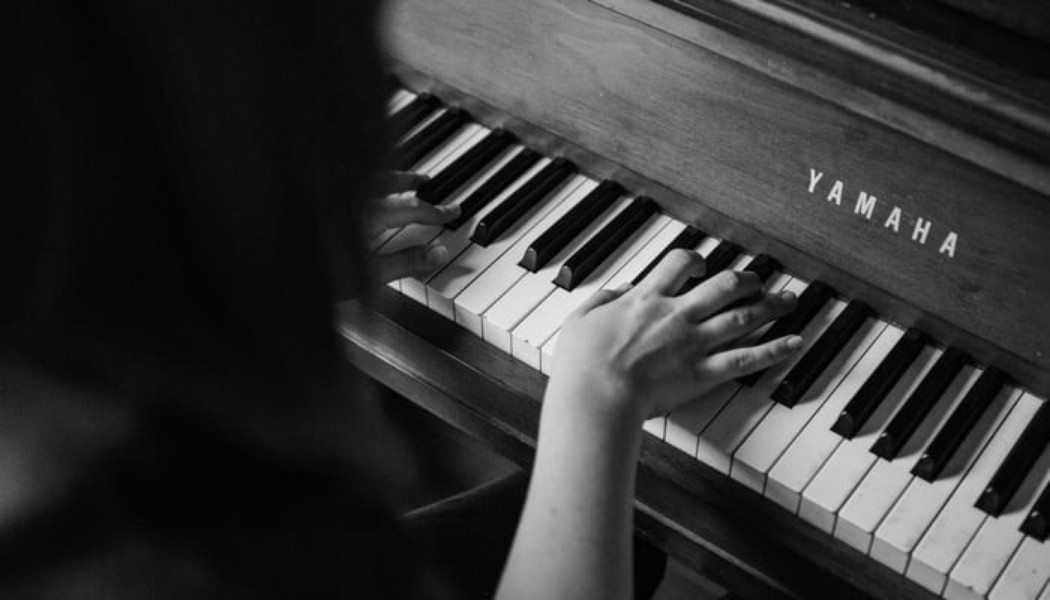 Сколько времени нужно, чтобы научиться играть на фортепиано?  Расчетное время