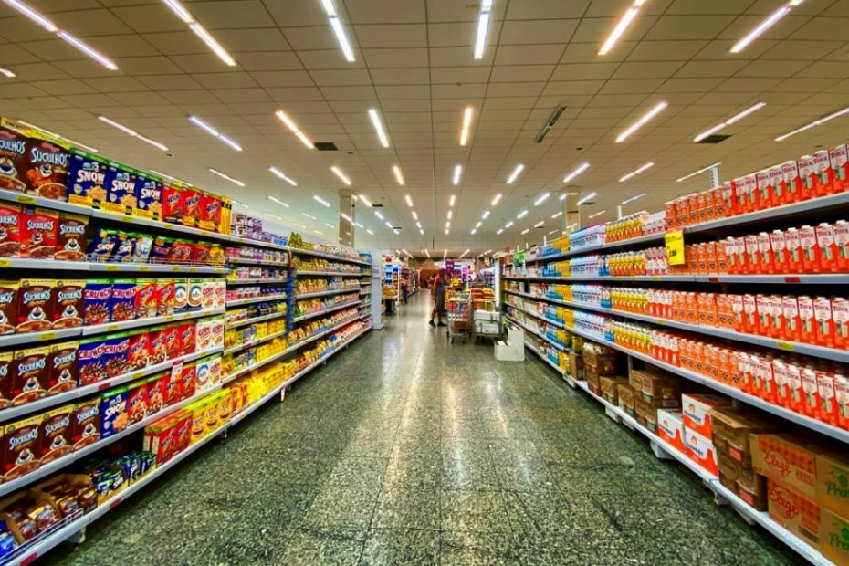 Functions of retailers to wholesalers and consumers