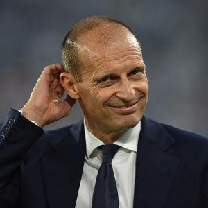 Highest paid coach in the world per week