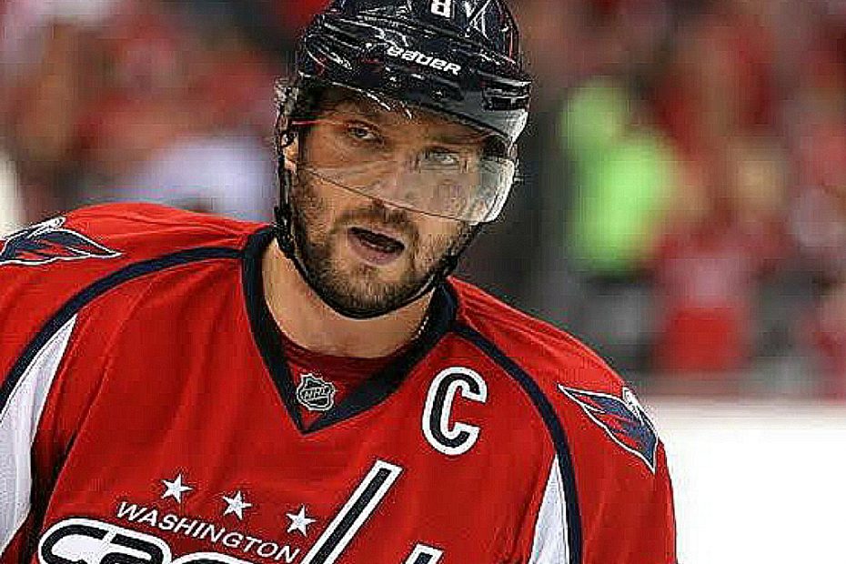 Top 10 Richest Hockey Players