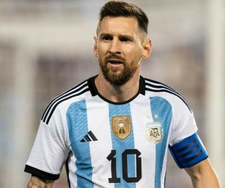 Most Handsome Footballers In The World 2024 (With Pictures): Top 14