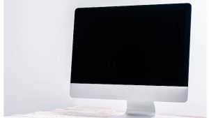 Difference between desktop and laptop