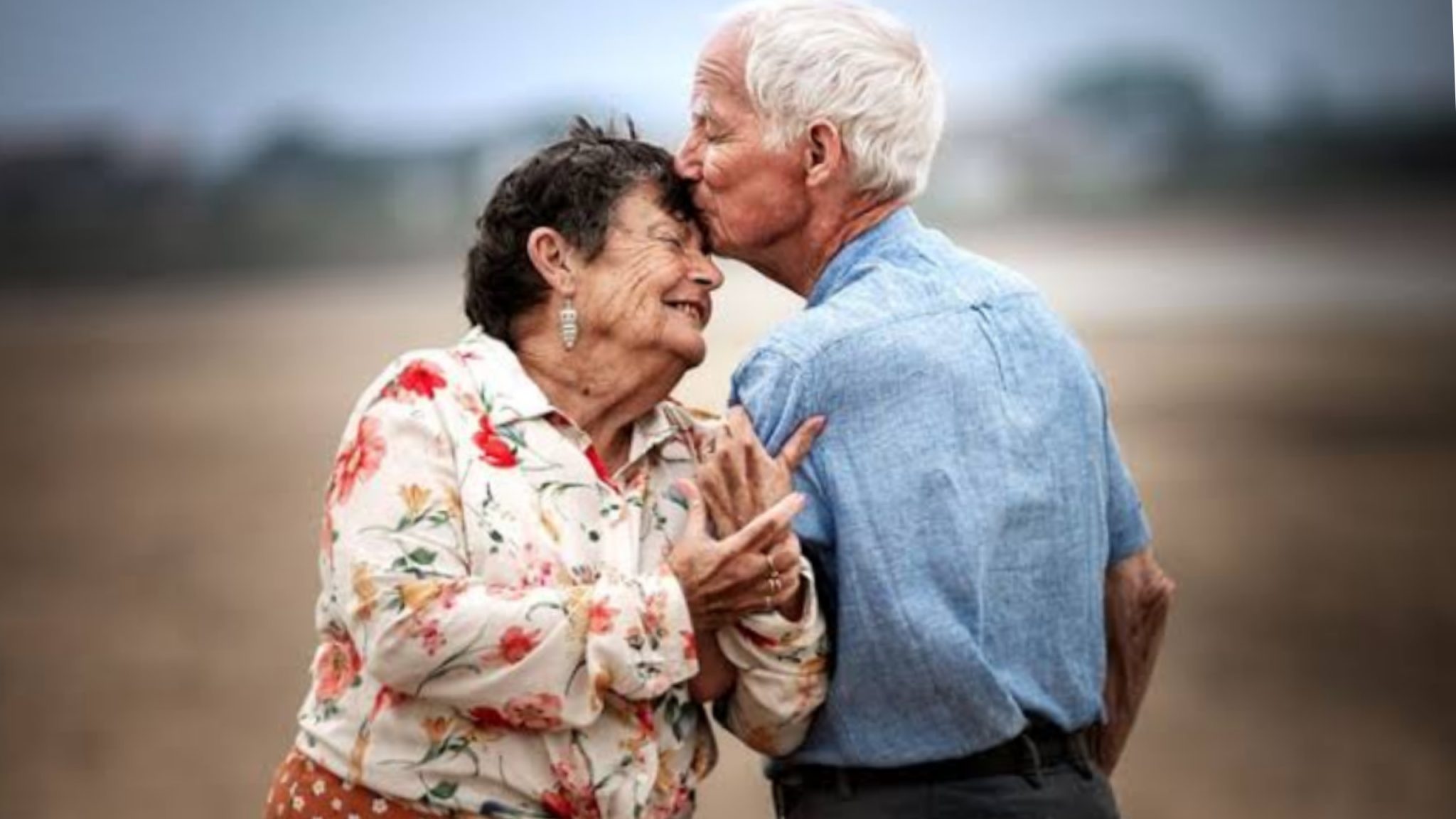 фото пожилых пар любовь